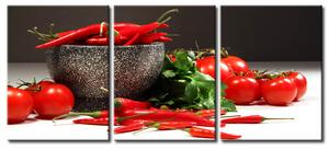 Obraz Pikantní barvy (3-dílný) - zátiší s červenými papričkami