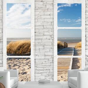 Samolepící fototapeta - Pláž: pohled z okna 245x175