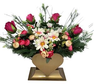 Krásný smuteční aranžmán ve tvaru srdce betonka exclusive umělé kopretiny, růže, kamélie a doplňky 65cm x 28cm x 35cm