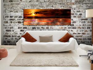 Obraz Oranžové nebe (1-dílný) - Umělecký západ slunce nad oceánem