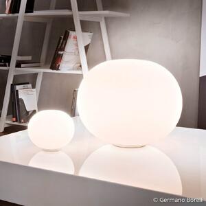 FLOS Glo-Ball - kulatá stolní lampa 45 cm