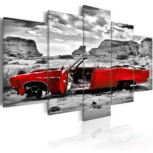 Obraz Nemilosrdný čas (5-dílný) - krajina s autem na pozadí pouště