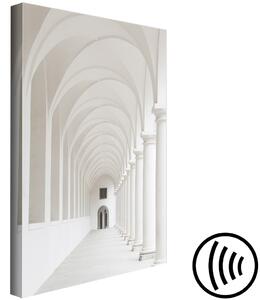 Obraz Bílá kolonáda - fotografie s kostelní architekturou v bílé barvě