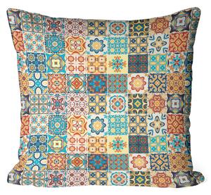 Polštář z mikrovlákna Španělská arabeska - motiv inspirovaný keramikou v patchworkovém stylu