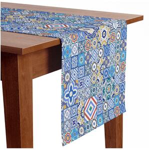 Běhoun na stůl Modré spojení - motiv inspirovaný keramikou v patchworkovém stylu
