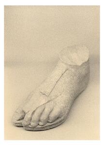 Paper Collective designové moderní obrazy The Foot (70 x 100 cm)