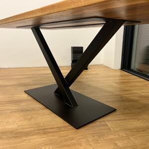 Dubový stůl Arnold Hrana stolu: Rovná, Barva podnoží: Černá, Rozměry stolové desky 90: 1400x900 (mm) + 0 Kč