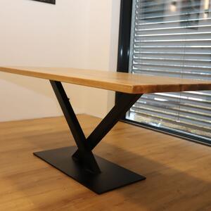 Dubový stůl Arnold Hrana stolu: Rovná, Barva podnoží: Černá, Rozměry stolové desky 90: 1400x900 (mm) + 0 Kč