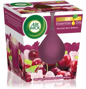 Air Wick Essential Oil Mountain Berry Blossom vonná svíčka 105 g