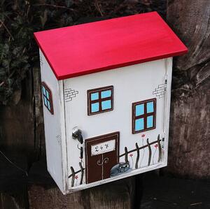 Dřevěná poštovní schránka DOMEČEK - malá schránka s malovanou stříškou
