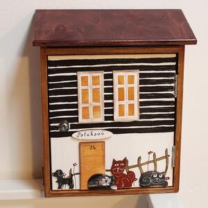 Dřevěná poštovní schránka ROUBENKA - malá schránka s malovanou stříškou
