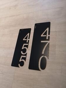 Domovní číslo tabulka lakovaná 4 Velikost: 13 x 37 cm (L), Odstín: RAL 7016 - Antracit