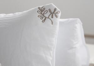 Textil Antilo Vyšívaný přehoz Amalia bílý, sada se 2 povlaky na polštáře 70x50 cm Rozměr: 270x270 cm