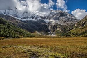 Fototapeta majestátní horská krajina - 300x200 cm