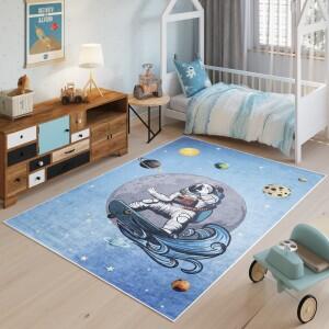 Makro Abra Dětský kusový koberec vhodný k praní BAMBINO 2236 Kosmonaut Vesmír Planety protiskluzový modrý Rozměr: 80x150 cm