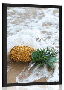 Plakát ananas ve vlně oceánu