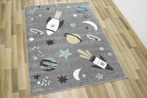 Makro Abra Dětský kusový koberec Lima C276A Planety Vesmír Rakety šedý Rozměr: 120x170 cm