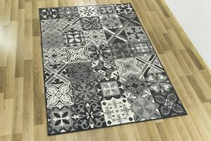 Kusový koberec LUNA 503754/89922 šedý patchwork Rozměr: 100x250 cm
