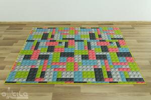 Associated Weavers Dětský kusový koberec Kostky pastelové lego Rozměr: 200x200 cm
