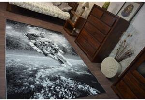 Balta Kusový koberec BCF FLASH 33454/170 Kosmonaut Rozměr: 120x170 cm
