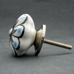 Keramická úchytka-Hvězda s modrými puntíky Barva kovu: stříbrná