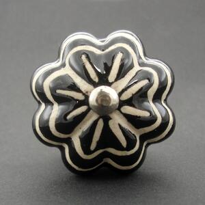Keramická úchytka-Černý květ neglazovaný vzor Barva kovu: stříbrná