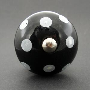 Keramická úchytka-Černá s puntíky Barva kovu: stříbrná