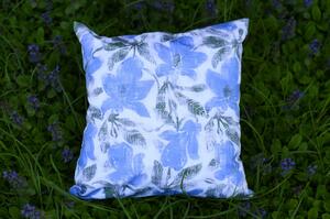 Nelly Bavlněný povlak na polštář modrý květ v akvarelovém stylu typ: 40x40 jednostranný tisk