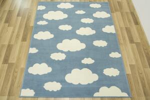 Dětský kusový koberec LUNA KIDS 533911/94922 Mráčky modrý / krémový Rozměr: 120x170 cm
