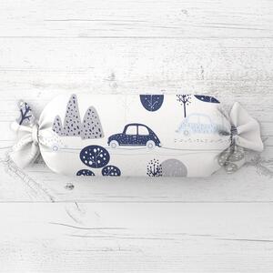 Biante Dětský polštář válec bonbon Sandra SA-685 Modrá auta mezi stromy na bílém 15x40 cm