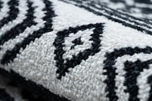 Makro Abra Kulatý koberec FUN Napkin černý Rozměr: průměr 120 cm