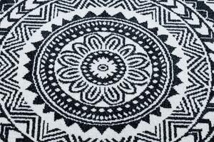 Makro Abra Kulatý koberec FUN Napkin černý Rozměr: průměr 120 cm