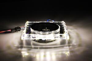 BERGE Podhledové bodové svítidlo BRG70446 nevýklopné - čtverec zrcadlo + svítící LED pásek 3W neutrální bílá