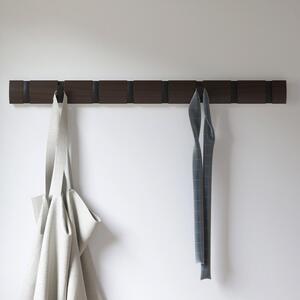 Umbra, Dřevěný věšák na zeď Flip 8 s kovovými háčky | tmavě hnědý