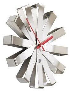 Designové nástěnné hodiny Umbra Ribbon 30 cm | ocelové