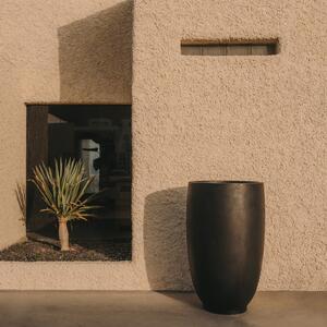 Černý cementový zahradní květináč Kave Home Aiguablava 121 cm