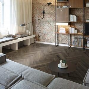 COREtec Naturals 50LVRH3088 Juglans Oak Herringbone 2,92 m2