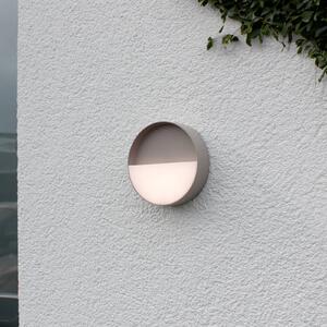 Nabíjecí venkovní nástěnné světlo Meg LED, písková barva, Ø 15 cm