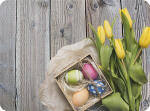 Prostírání na stůl - Velikonoční vajíčka s tulipány