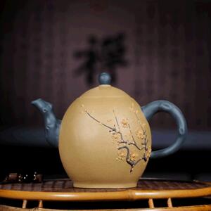 Ručně vyrobená konvička na čaj Dračí vejce