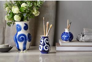 Modrá ručně malovaná váza z kameniny Tulle – Kähler Design