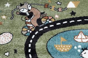 Dětský kusový koberec Fun Route Street animals green 80x150 cm