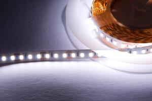 LED-lumin LED pásek samolepící 24W/m, 2100lm, IP20, Ra>90 Barevná teplota: Studená bílá