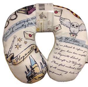Cestovní polštářek HARRY POTTER LETTER 30x30 cm, béžový