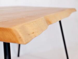 Jídelní stůl Stehlík velikost stolu (D x Š): 150 x 90 (cm), Typ a sukovitost dřeva: Dub s méně suky (0 Kč), Barva kovových nohou: Bílá mat - RAL 9010 (0 Kč)