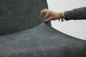 DekorTextil Potah elastický na taburet Estivella (odolný proti skvrnám) - tmavě šedý