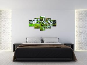Obraz - vodopády se zelení (125x70 cm)