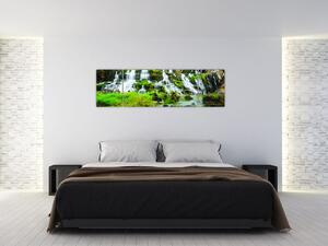 Obraz - vodopády se zelení (170x50 cm)