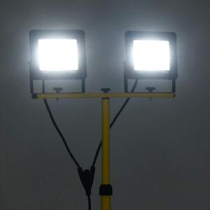 LED reflektor se stojanem 2 x 50 W studené bílé světlo