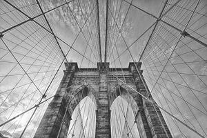 Umělecká fotografie Brooklyn Bridge perspective - Black and White, Alex Baxter, (40 x 26.7 cm)